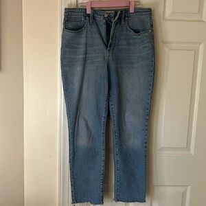 Madewell curvy perfect cutoff ankle vintage Jean in light wash., barrel style
